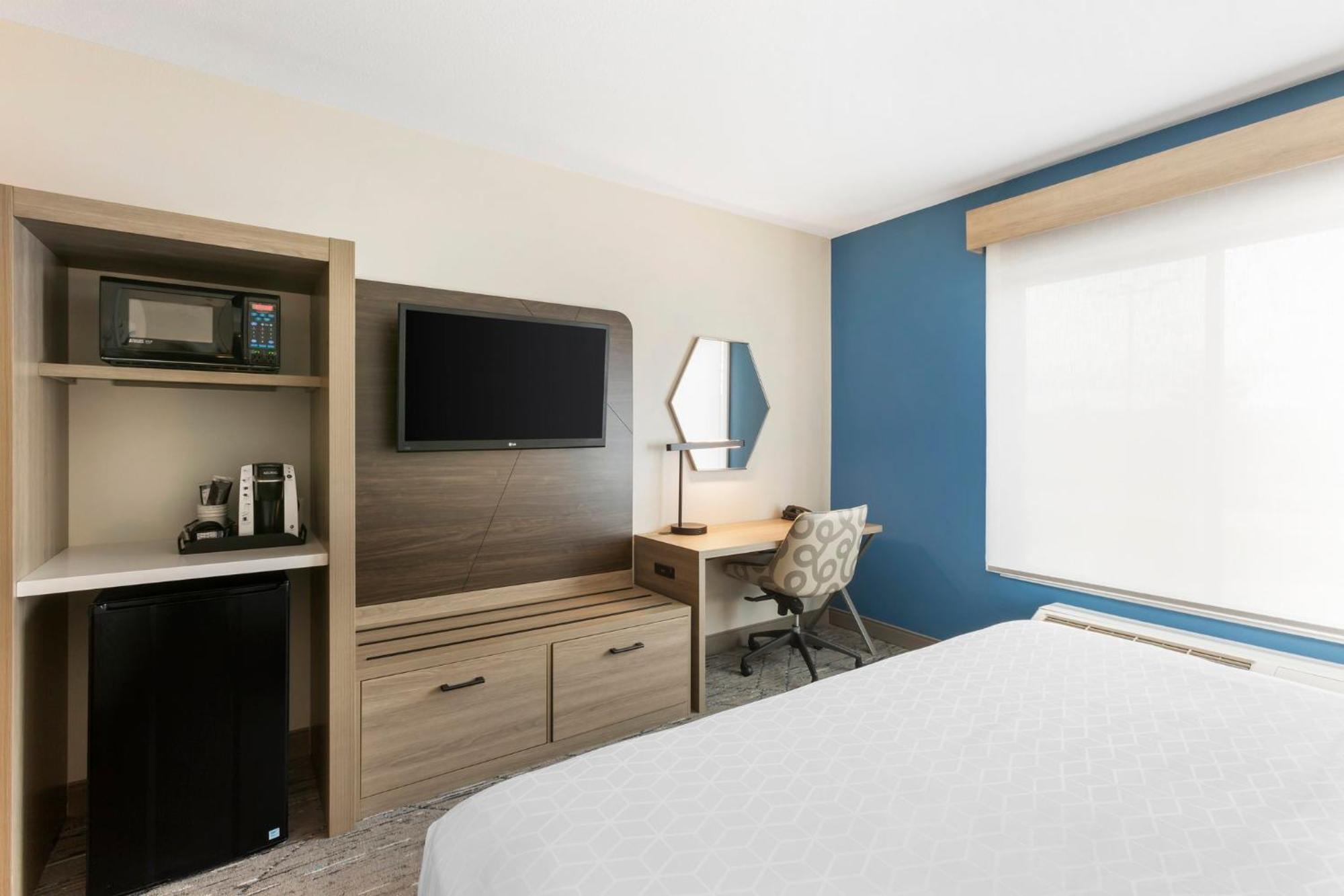 Holiday Inn Express Belgrade-Bozeman Area By Ihg Buitenkant foto