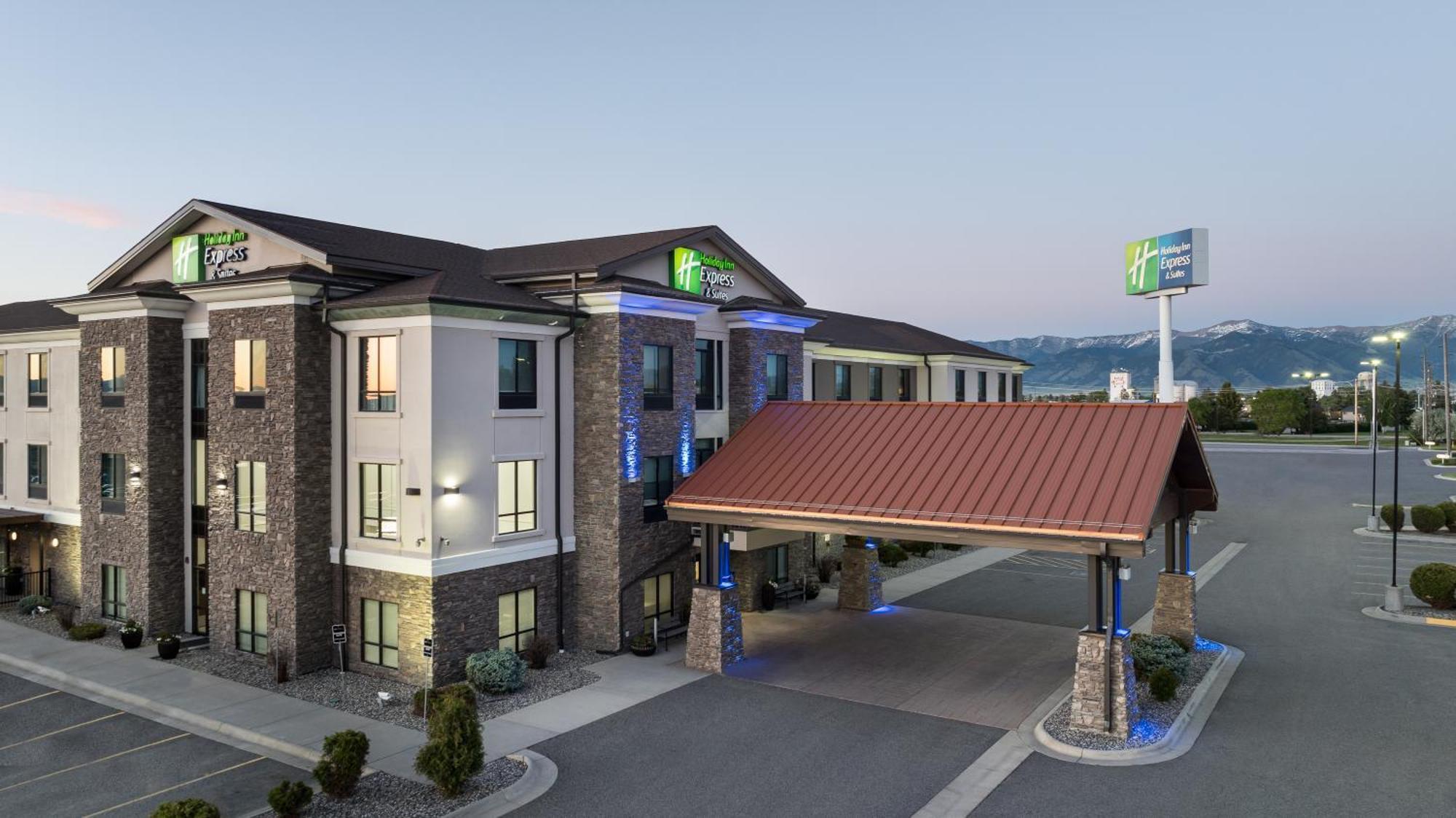 Holiday Inn Express Belgrade-Bozeman Area By Ihg Buitenkant foto