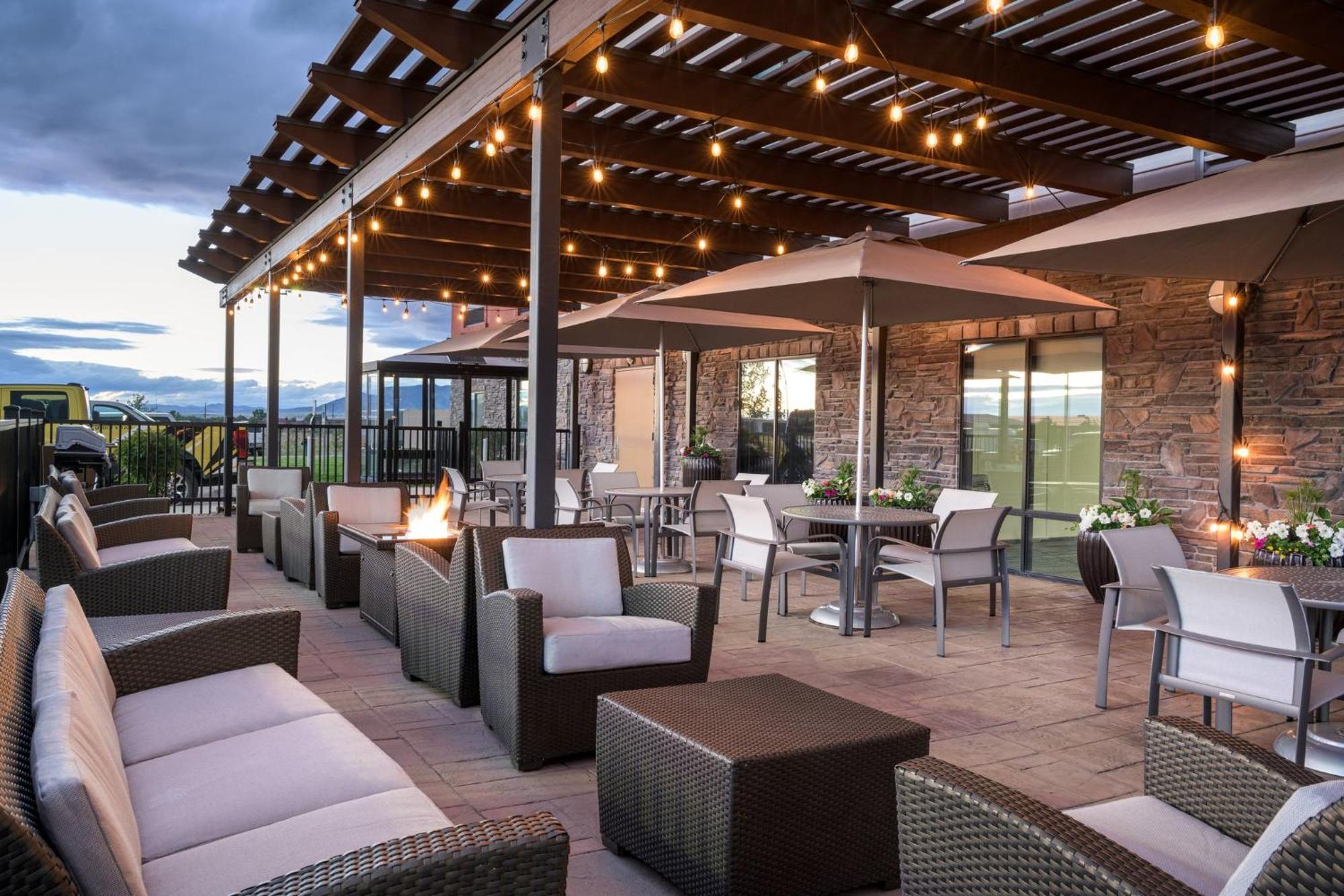 Holiday Inn Express Belgrade-Bozeman Area By Ihg Buitenkant foto