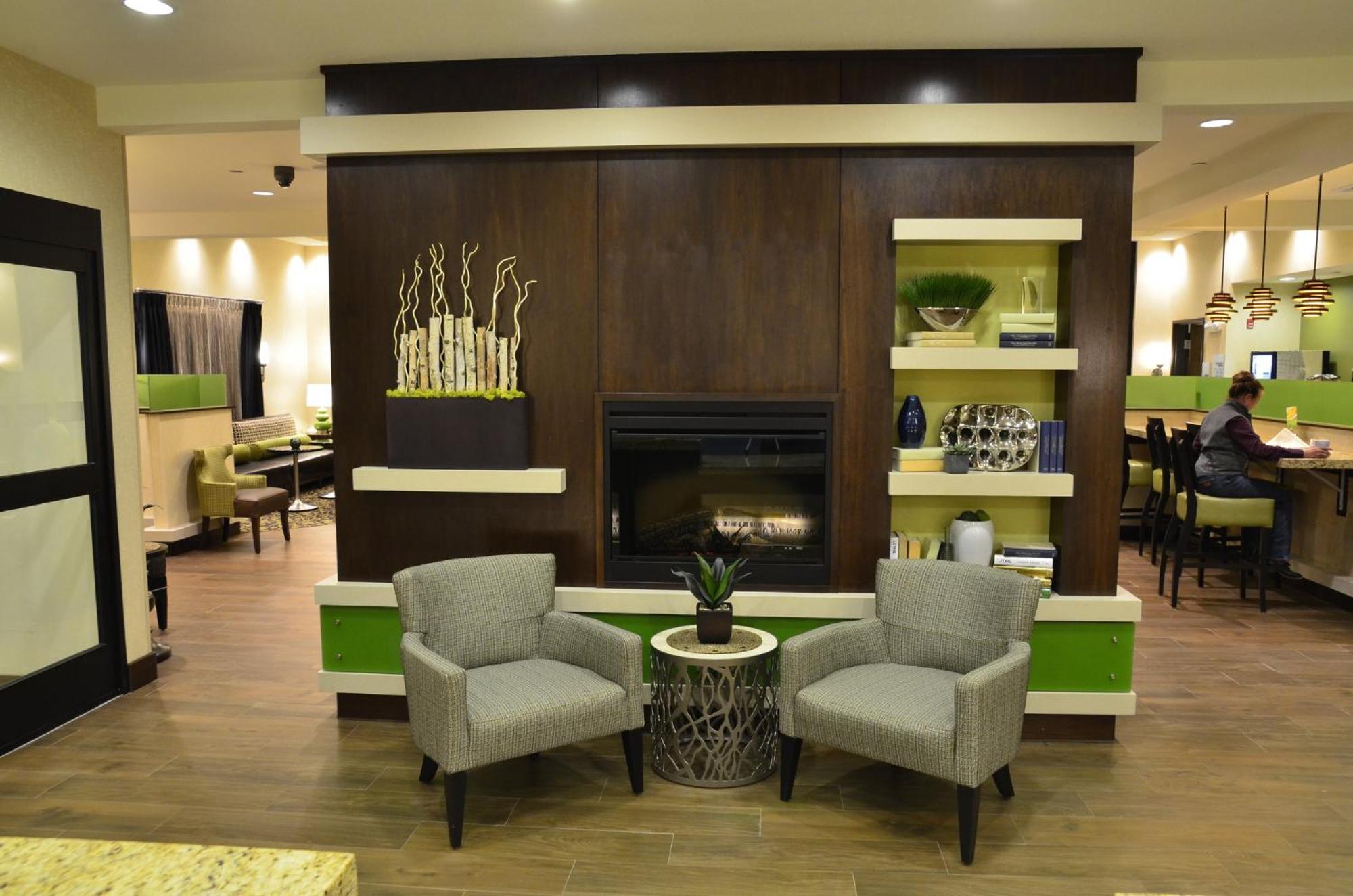 Holiday Inn Express Belgrade-Bozeman Area By Ihg Buitenkant foto