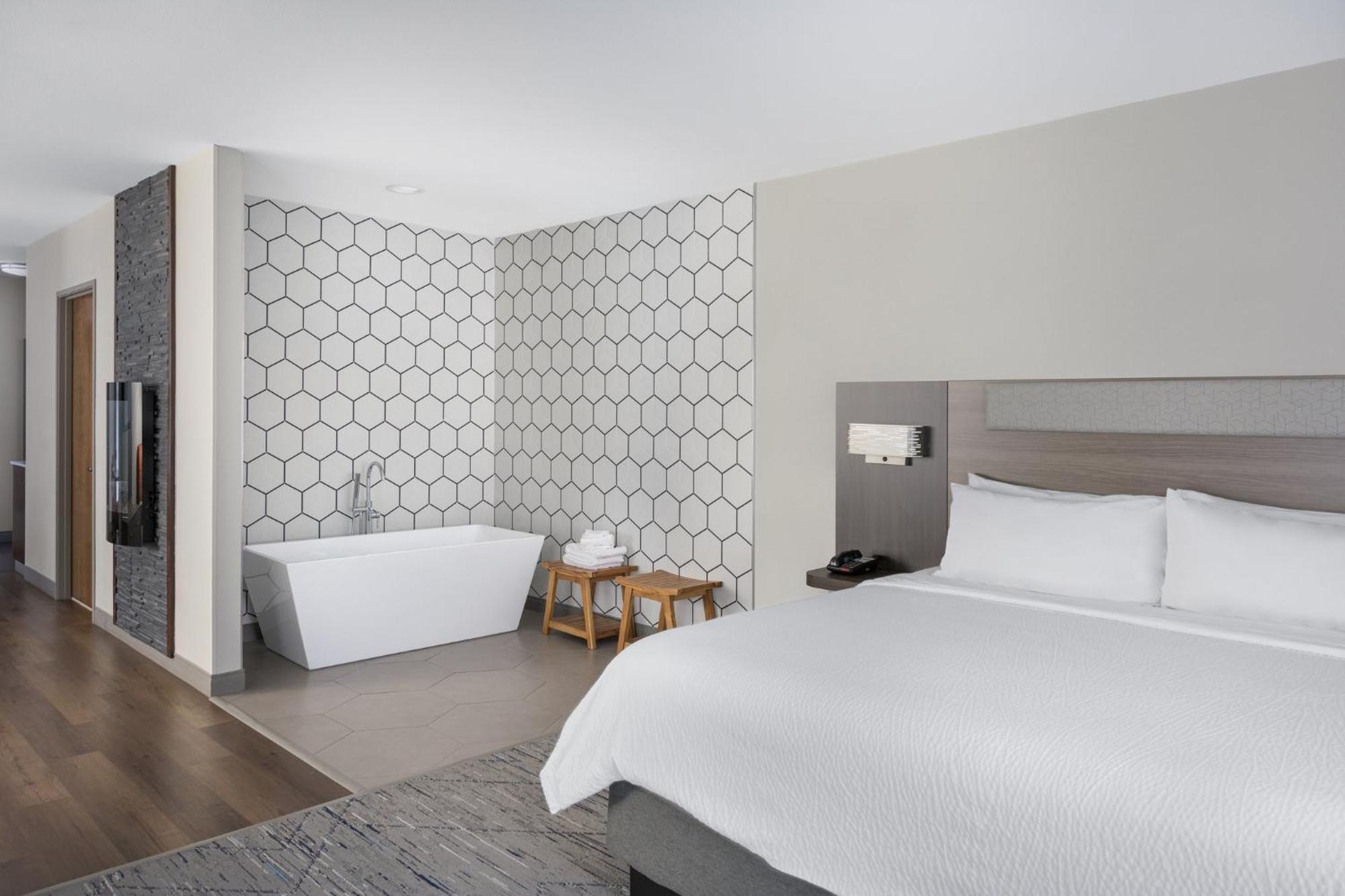 Holiday Inn Express Belgrade-Bozeman Area By Ihg Buitenkant foto