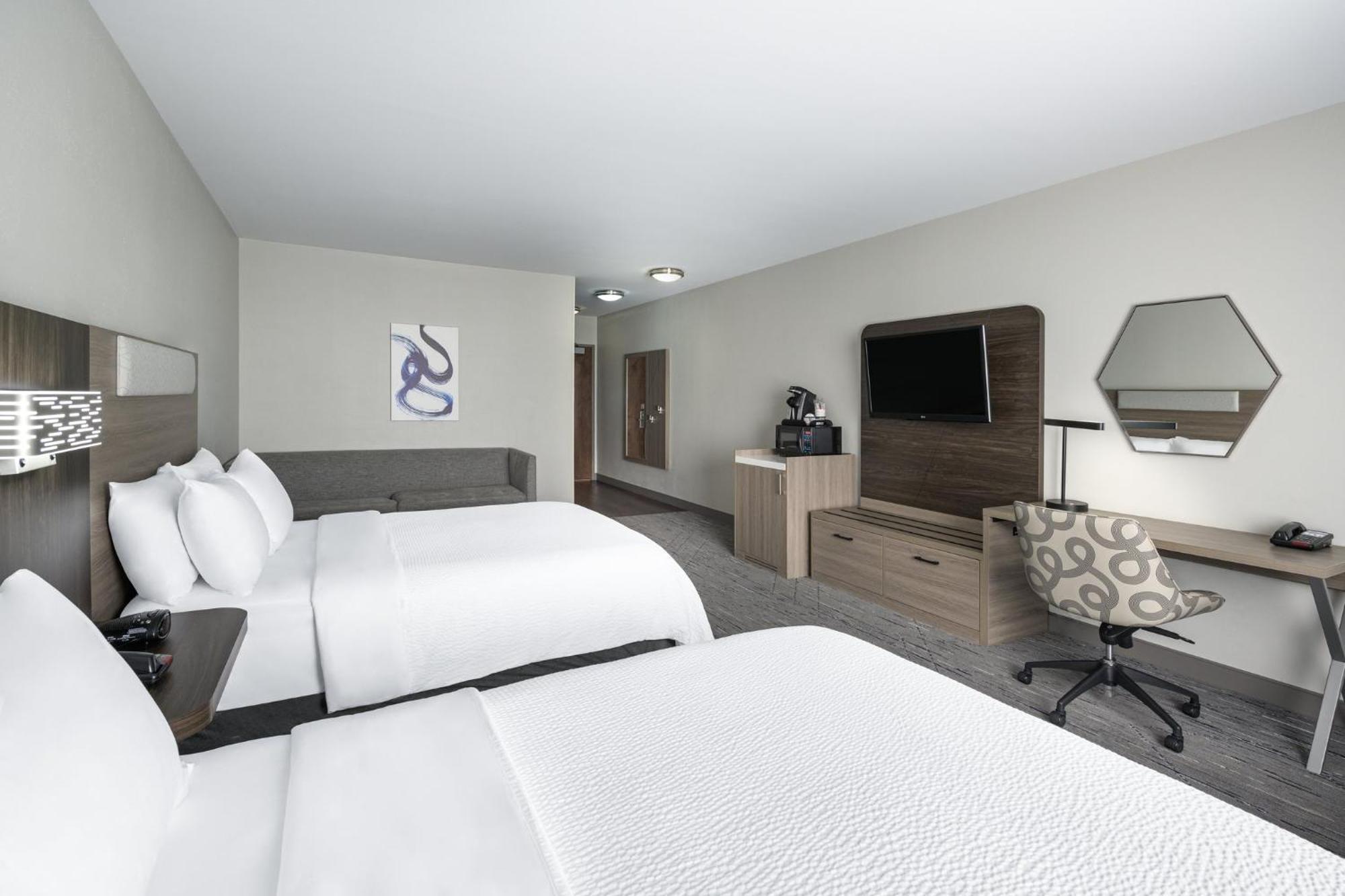 Holiday Inn Express Belgrade-Bozeman Area By Ihg Buitenkant foto