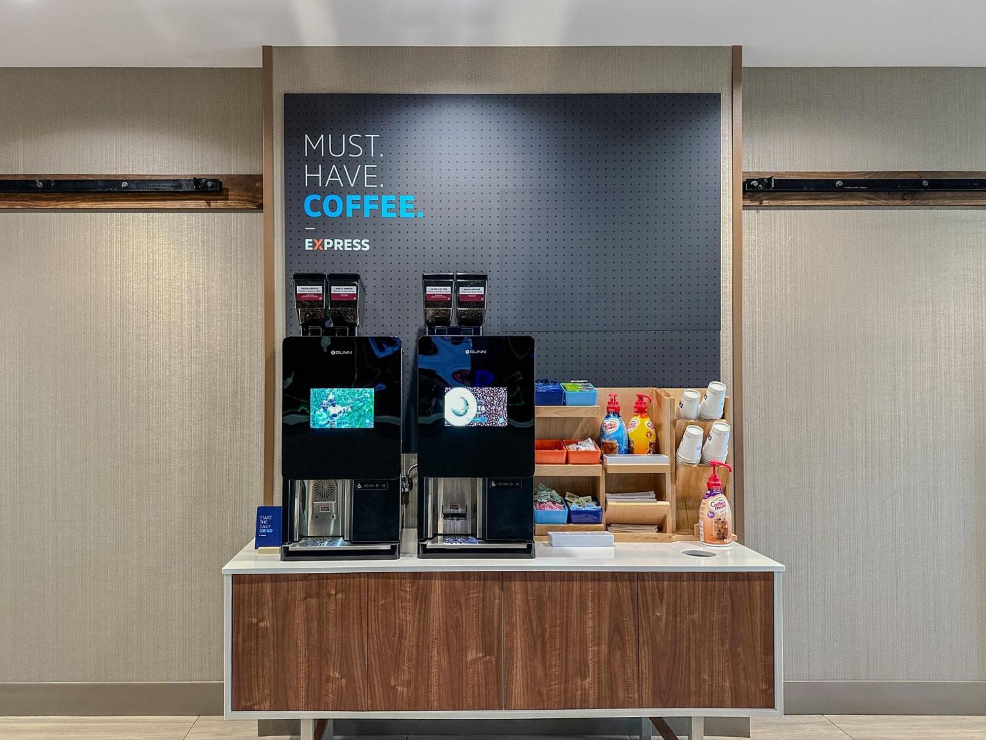 Holiday Inn Express Belgrade-Bozeman Area By Ihg Buitenkant foto
